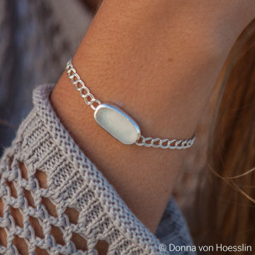 The Bethany sea glass bracelet is a great everyday piece that fits anyone.